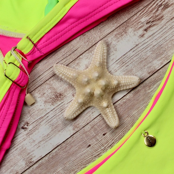 High quality Brazilian bikini set - top & bottom - Picture 6 of 13